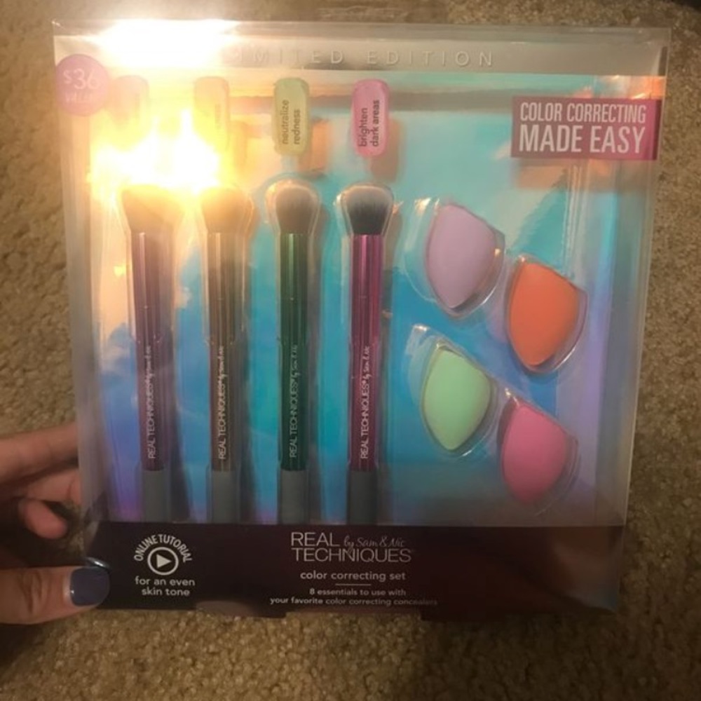 Real Techniques makeup brushes